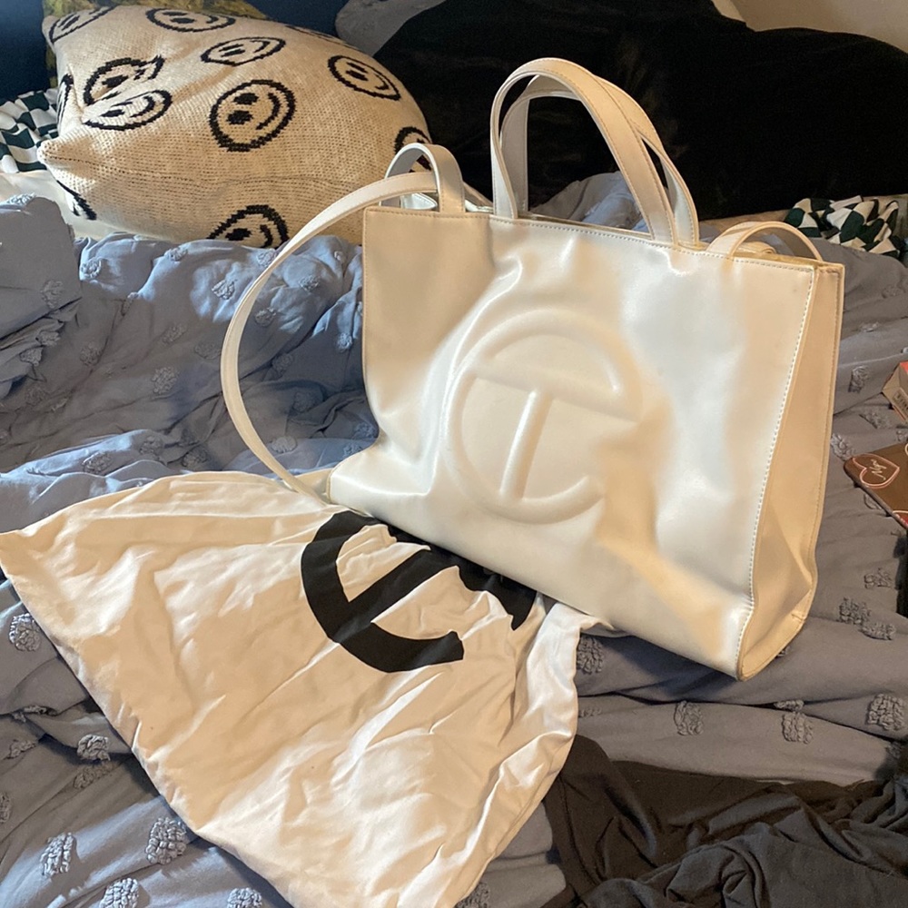 medium white telfar